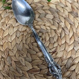 SERVING SPOON VTG INTERNATIONAL Silverplate EMPRESS 1981-1990 Discontinued